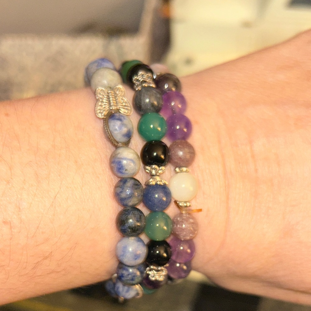 Multicolor Beaded Bracelet Set - Picture 3 of 7